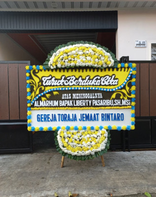 Papan Bunga Duka di Karang Asam Ulu